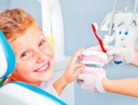 Who puts fillings on teeth, which doctor? Dental fillings and types of dental fillings